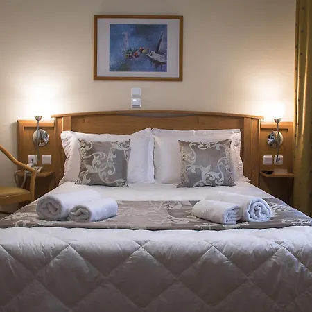 Ares Hotel Atene